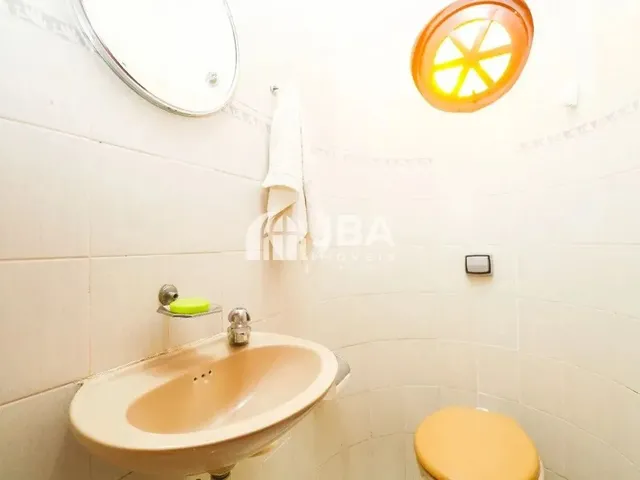 Imagem 3: Casa Térrea com 4 Quartos no Abranches