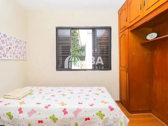 Imagem 16: Casa Térrea com 4 Quartos no Abranches