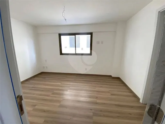 Imagem 2: Apartamento com 4 Quartos À Venda em Enseada Azul - Es