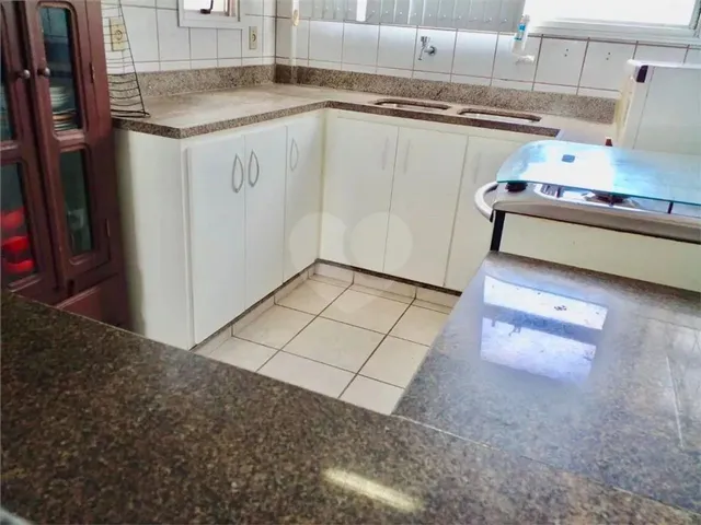 Imagem 10: Apartamento com 3 Quartos À Venda em Meaípe - Es