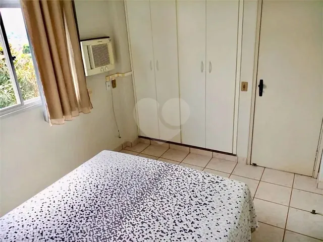 Imagem 3: Apartamento com 3 Quartos À Venda em Meaípe - Es