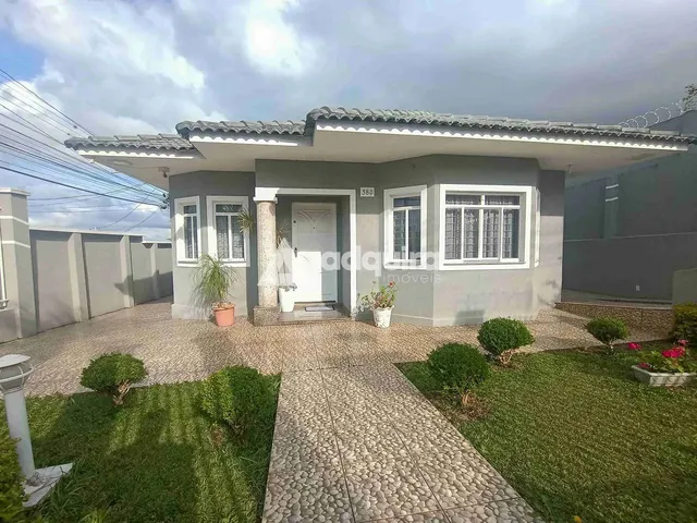 Imagem: Casa Padrão À Venda com 4 Quartos, Uvaranas