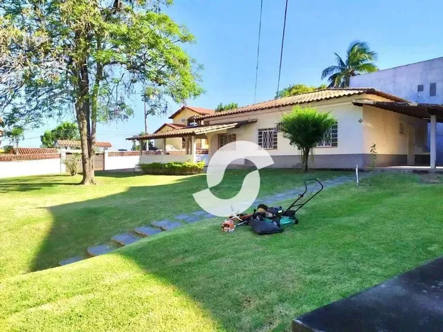Imagem: Casa com 2 Dormitórios À Venda, 195 M²