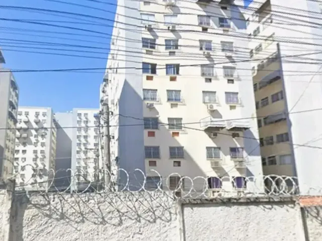 Imagem 13: Apartamento 2 Quartos com Vaga de Garagem Piscina Todo Reformado no Centro de São