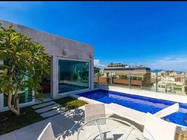 Imagem 13: Triplex para Venda Possui 400 Metros Quadrados com 5 Quartos em Ipanema - Rio de Janeiro