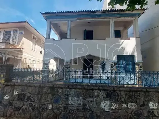 Imagem 16: Imóvel para Venda com 200 Metros Quadrados com 7 Quartos em Grajaú - Rio de Janeiro - Rj