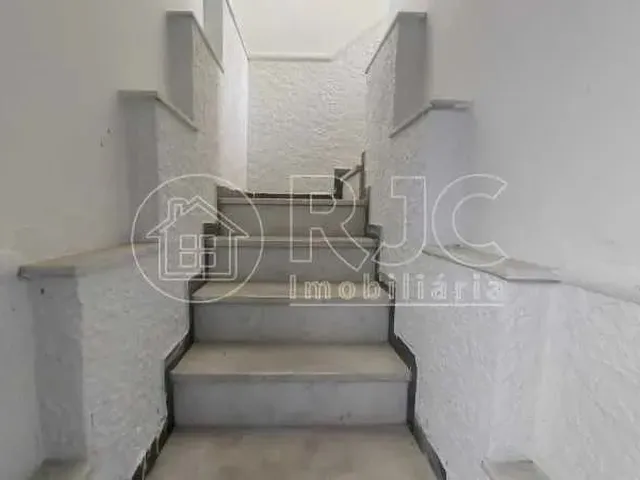 Imagem 13: Imóvel para Venda com 200 Metros Quadrados com 7 Quartos em Grajaú - Rio de Janeiro - Rj