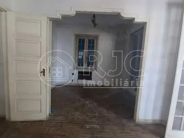 Imagem 9: Imóvel para Venda com 200 Metros Quadrados com 7 Quartos em Grajaú - Rio de Janeiro - Rj