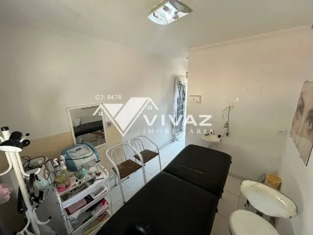 Imagem 2: Excelente Casa de Vila com 03 Quartos Garagem e Terraço em Nilópolis