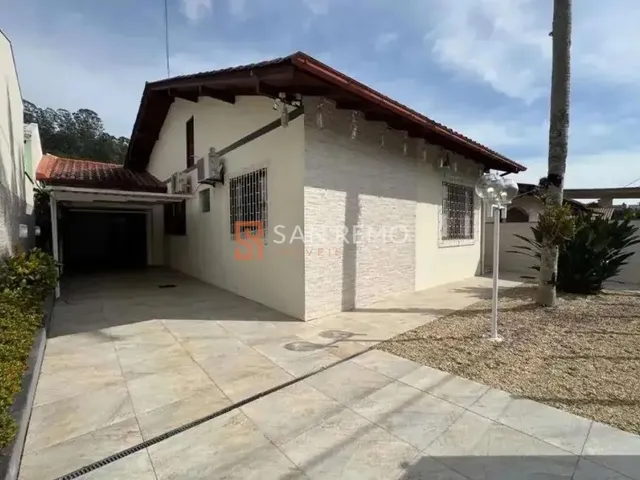 Imagem 11: Córrego Grande Casa com 3 dormitórios