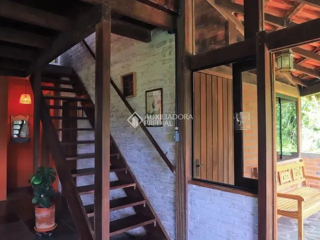 Imagem 2: Imóvel para Aluguel Tem 200 Metros Quadrados com 3 Quartos