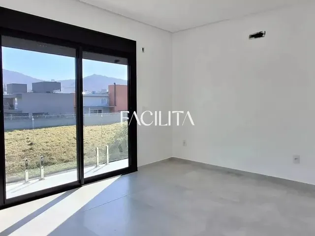 Imagem 8: Casa com 3 Quartos no Bairro Lagoa da Conceição, Florianópolis