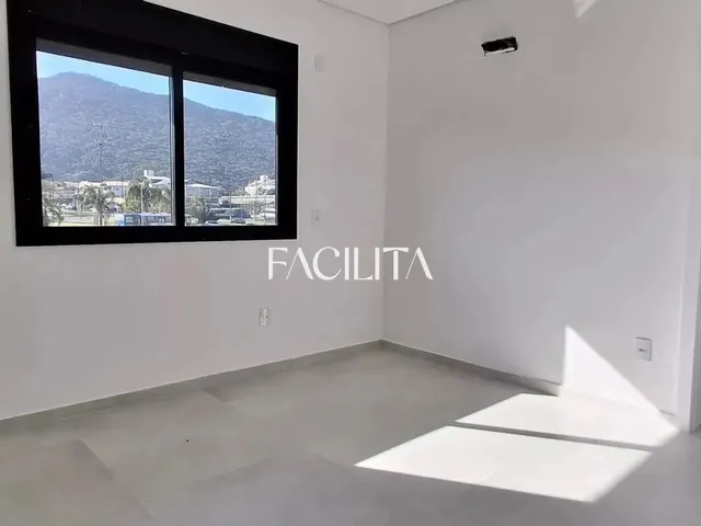 Imagem 6: Casa com 3 Quartos no Bairro Lagoa da Conceição, Florianópolis