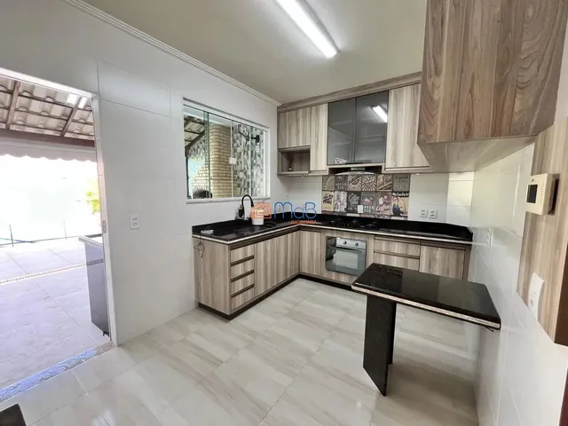 Imagem 8: Linda Casa com 3 Quartos, Piscina e Churrasqueira