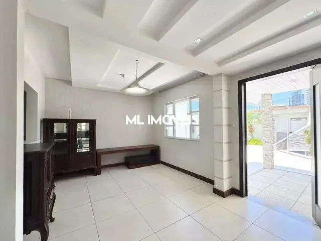 Imagem 5: Casa para Aluguel, 5 Quartos, 2 Suítes, 4 Vagas, Praia do Pecado - Macaé/Rj