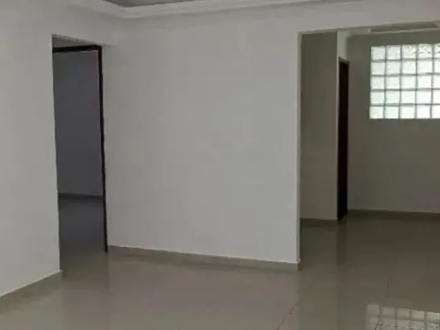 Imagem: A casa possui 3 Dormitórios, 1 Suíte, 2 Banheiros, 2