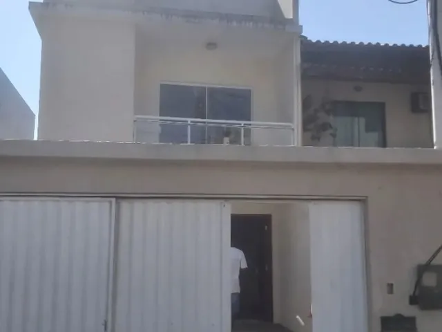 Imagem: A casa possui 3 Dormitórios, 1 Suíte, 3 Banheiros, 1 Vaga