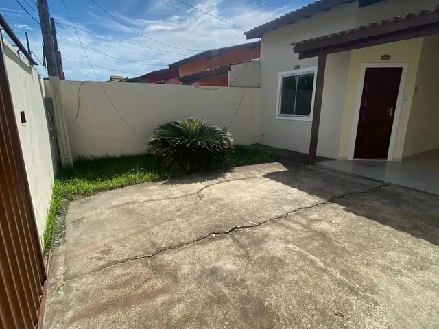 Imagem: O apartamento possui 2 Dormitórios, 1 Suíte, 2 Banheiros,