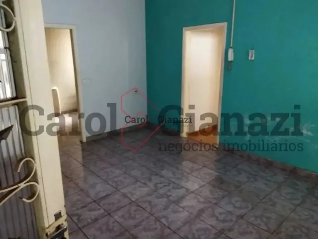 Imagem: A casa possui 2 Dormitórios, 1 Banheiro, 1 Vaga na