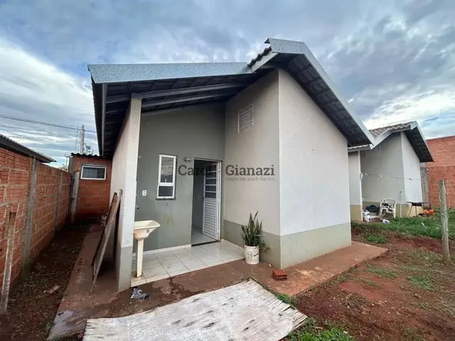 Imagem: A casa possui 2 Dormitórios, 1 Banheiro, 45m² de Área,
