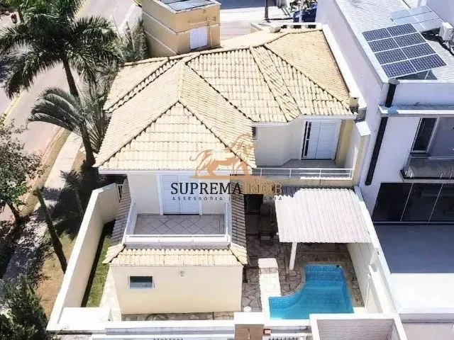Imagem: Casa Sobrado de Esquina, 4 Quartos Sendo