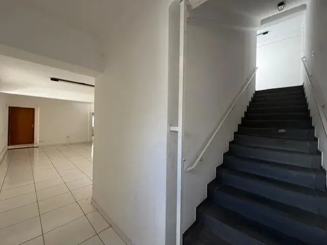 Imagem 3: Casa Comercial Casa com 5 dormitórios