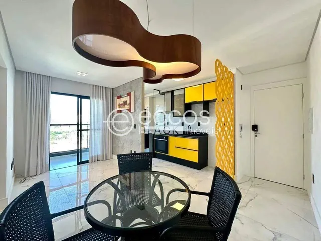 Imagem: Apartamento À Venda, 2 Quartos, 1 Suíte