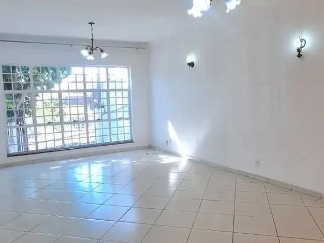 Imagem: Próximo Centro Casa Térrea Ampla, Laje
