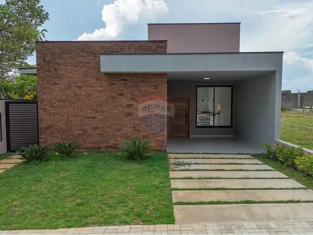 Imagem: Casa com 3 Quartos (1 Suíte) no Condomínio