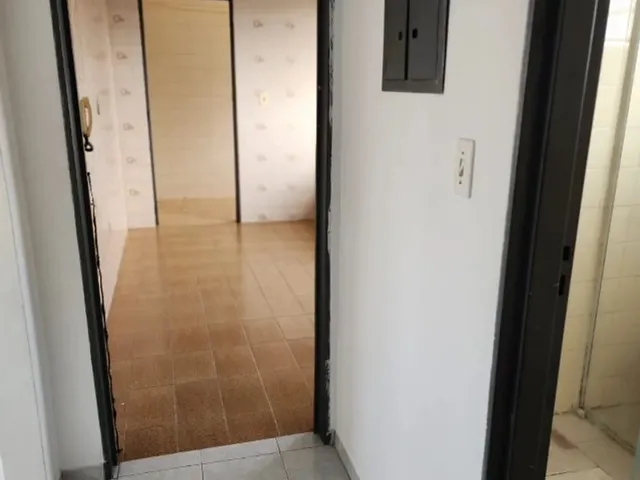 Imagem 5: Apto Edifício Telles, 2 Dormitórios, 1 Sala, 1 Cozinha, 1 Banheiro e Lavanderia