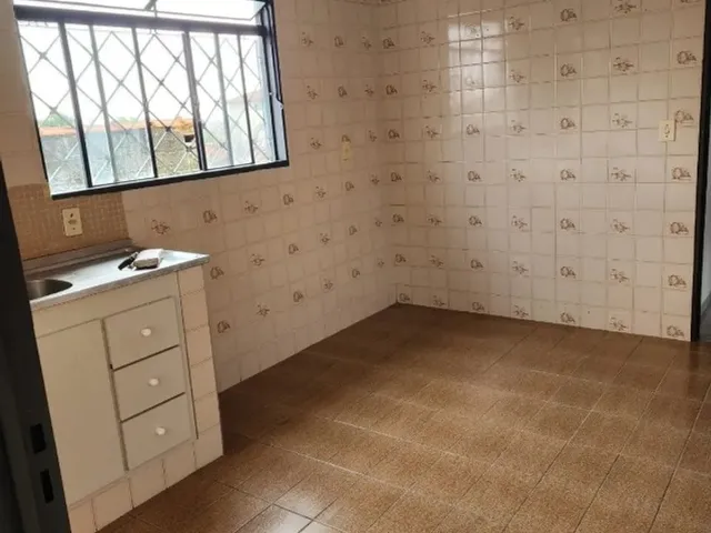 Imagem 10: Apto Edifício Telles, 2 Dormitórios, 1 Sala, 1 Cozinha, 1 Banheiro e Lavanderia