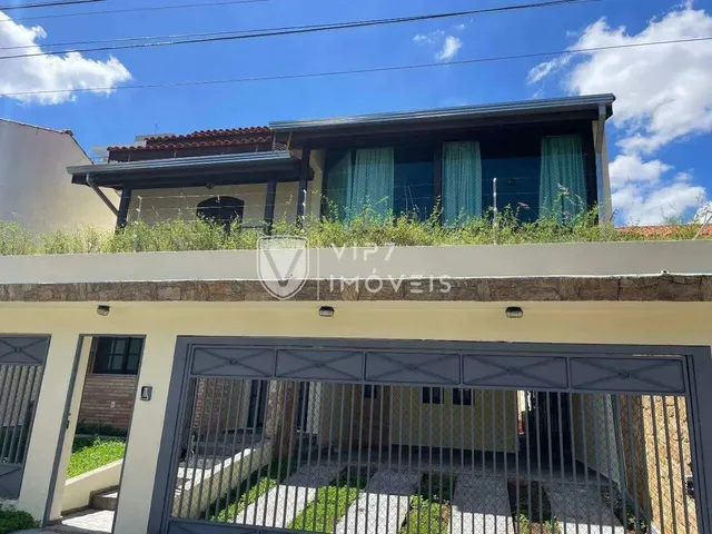 Imagem: Casa À Venda, 4 Quartos, 2 Suítes, 4 Vagas