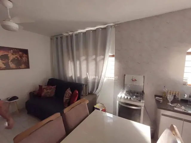 Imagem: Casa com 3 Quartos À Venda no Parque Jataí