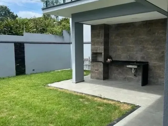 Imagem: Sobrado À Venda no Condomínio Residencial