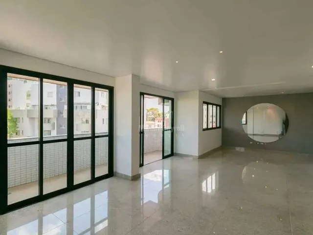 Imagem: 61549) À Venda - Apartamento com 4 Quartos