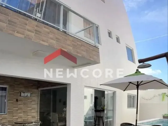 Imagem: Casa de Condomínio em Avenida Atlântica