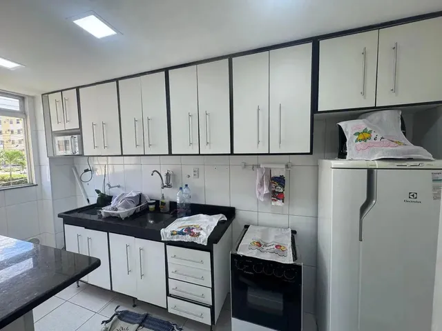 Imagem 1: Lindo 2/4 com Armários - 2º Andar - Condomínio com Piscina - 2 Km Atrás do Antigo