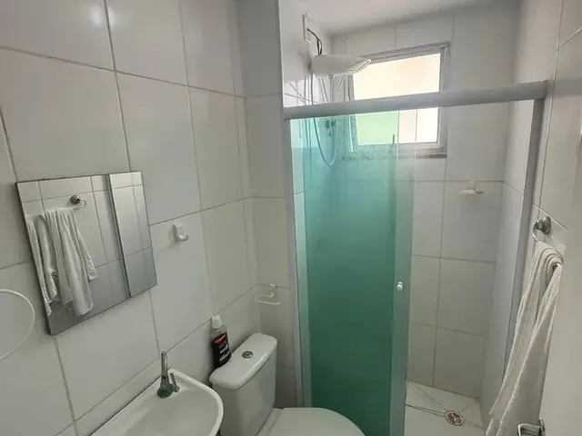 Imagem 2: Lindo 2/4 com Armários - 2º Andar - Condomínio com Piscina - 2 Km Atrás do Antigo