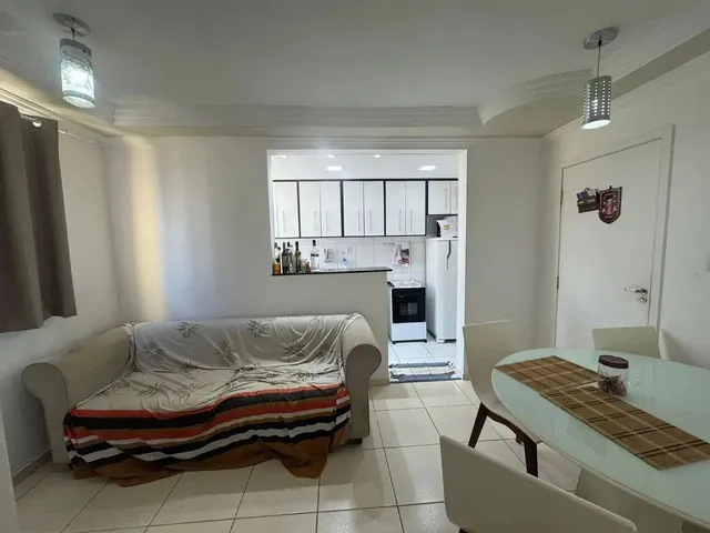 Imagem 11: Lindo 2/4 com Armários - 2º Andar - Condomínio com Piscina - 2 Km Atrás do Antigo