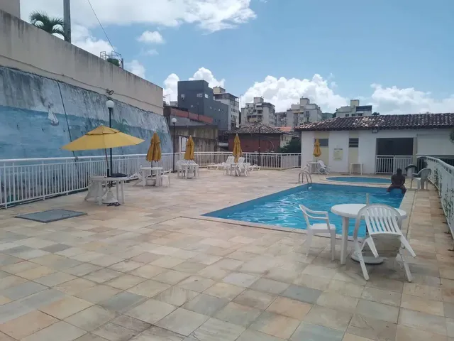 Imagem 3: Lindo 2/4 com Armários - 2º Andar - Condomínio com Piscina - 2 Km Atrás do Antigo