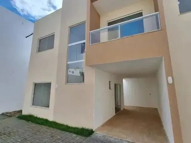 Imagem: Casa À Venda em Rua Pública, Ipitanga