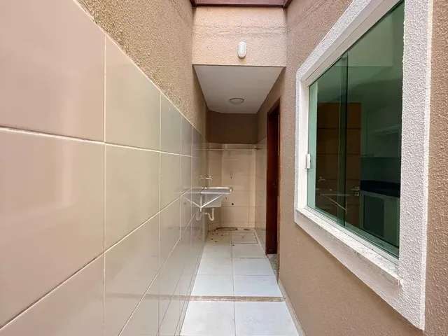 Imagem 7: Casa Ampla Duplex 4/4 Sendo 3 Suítes - 500M2 da Praia - Ipitanga - Cond. Fechado