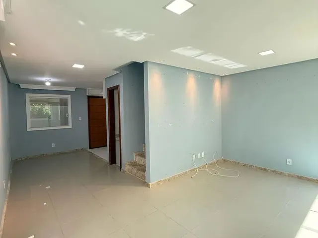 Imagem 9: Casa Ampla Duplex 4/4 Sendo 3 Suítes - 500M2 da Praia - Ipitanga - Cond. Fechado
