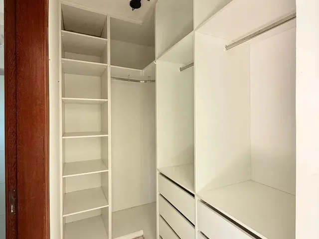 Imagem 11: Casa Ampla Duplex 4/4 Sendo 3 Suítes - 500M2 da Praia - Ipitanga - Cond. Fechado