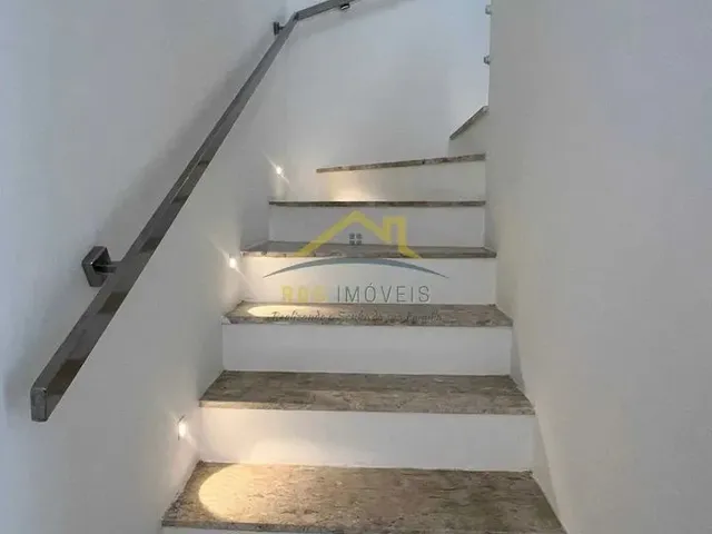 Imagem 2: Casa Duplex 3 Suítes Condomínio em Abrantes