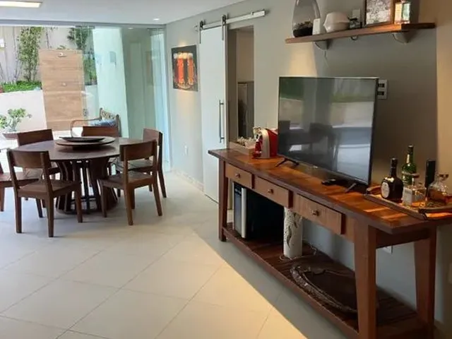 Imagem 2: Alphaville Litoral Norte 1,Esquina, Nascente, Piscina, 344M2 Área Construída