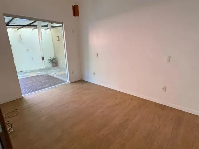 Imagem 15: Casa 4/4 Sendo 3 Suítes em Buraquinho