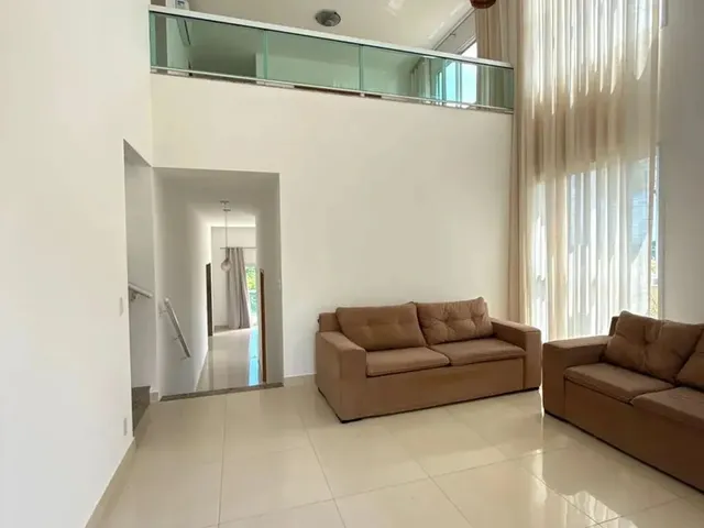 Imagem: Linda Casa, 4/4, Alpha Ville, Area Verde