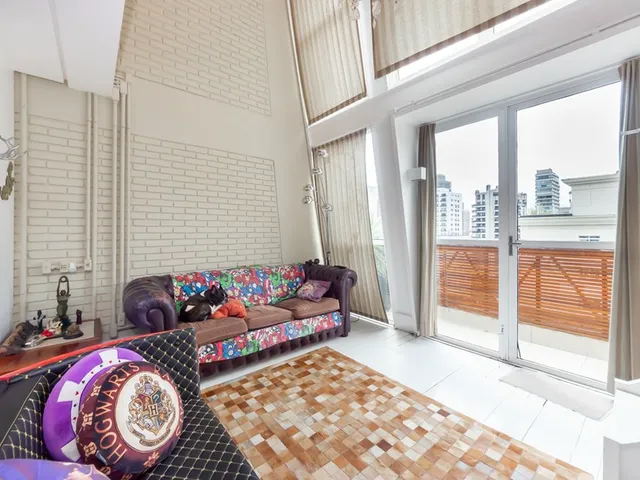 Imagem 2: Cobertura à venda em São Paulo, Cerqueira César, com 2 quartos, 109m²