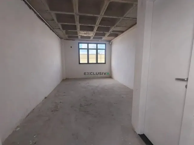 Imagem 6: Salas Comerciais em Frente a Praça da Glória